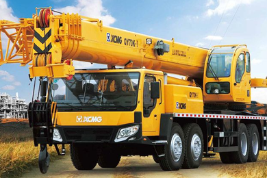 70 Ton crane